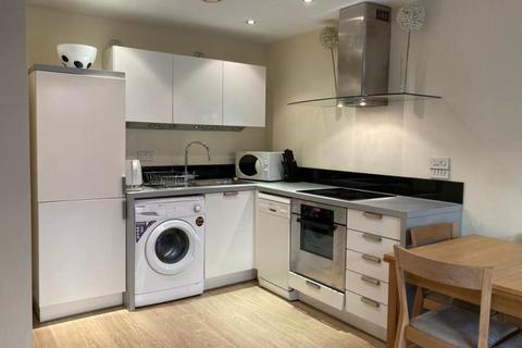 1 bedroom apartment to rent, Southside, St Johns Walk