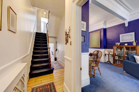 28 Sussex Street, London, SW1V 4RL