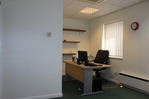 Office to rent - Western Road, Romford RM1 3JS