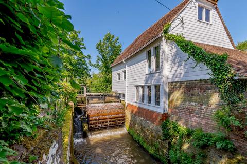 4 bedroom detached house for sale, Mill Lane, Hellingly, Hailsham, East Sussex