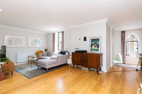2 bedroom apartment to rent, Devonia Road, London, N1