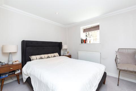 2 bedroom apartment to rent, Devonia Road, London, N1