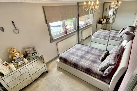 15 Cedar Avenue, Beith, KA15 1DQ