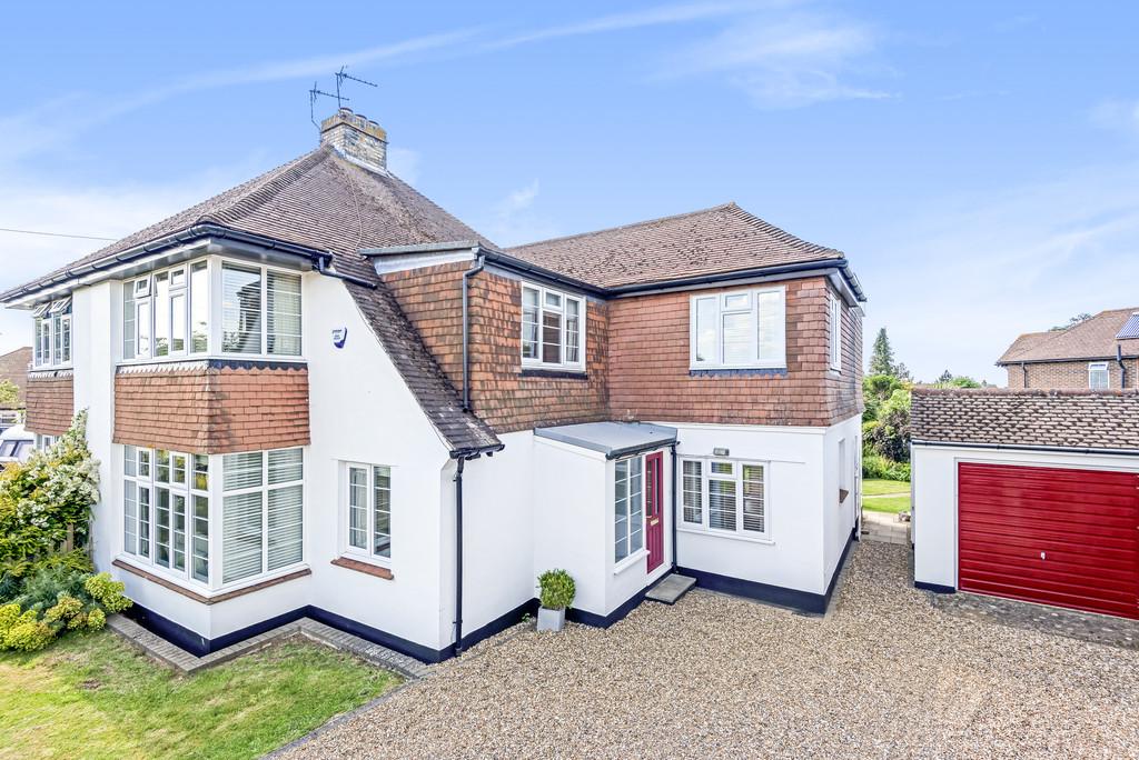 Pear Tree Lane, Maidstone 4 bed semidetached house £500,000