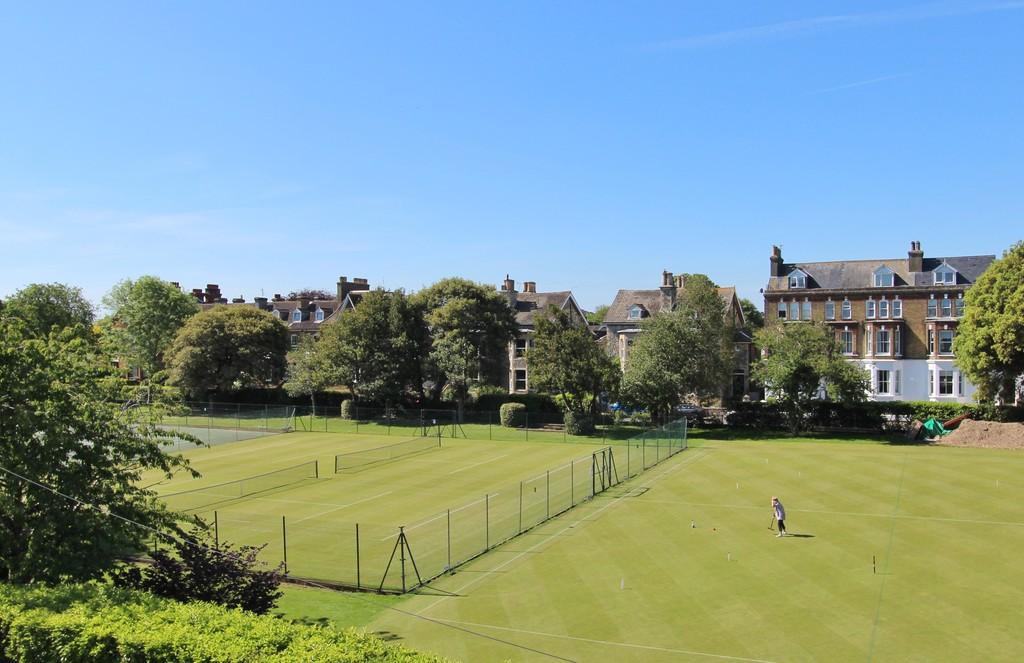 Archery Square, Walmer 4 bed terraced house £895,000