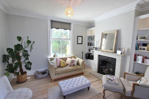 4 Archery Square, Walmer, Deal, CT14 7HP