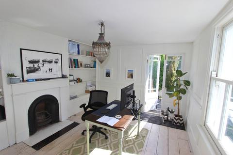 4 Archery Square, Walmer, Deal, CT14 7HP