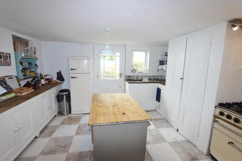 4 Archery Square, Walmer, Deal, CT14 7HP
