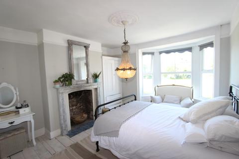 4 Archery Square, Walmer, Deal, CT14 7HP