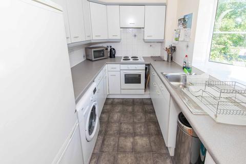 61 Caraway Place, Wallington, SM6 7AG