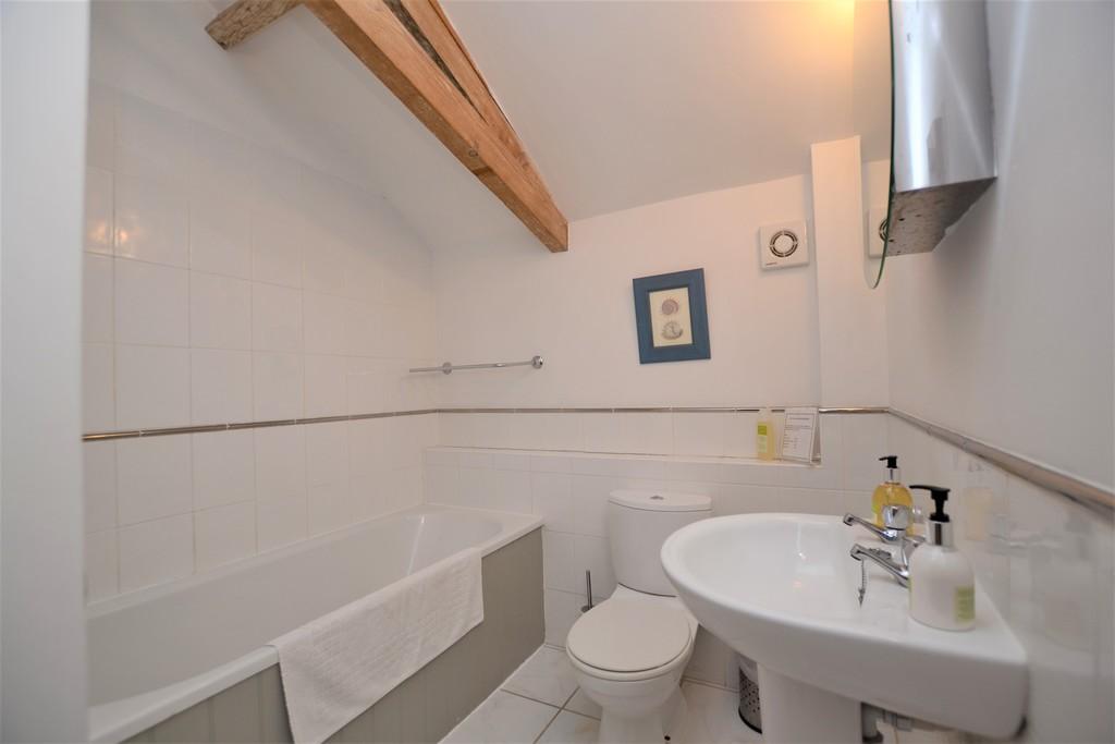 The Coach House Bathroom