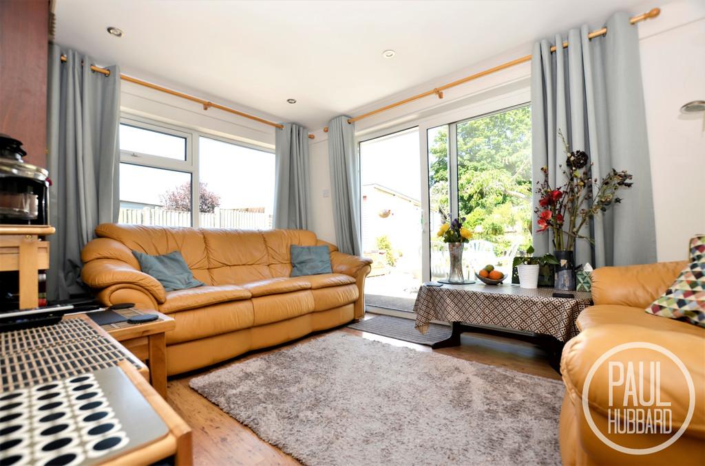 Marham Road, Lowestoft, Suffolk 4 bed semidetached house £260,000