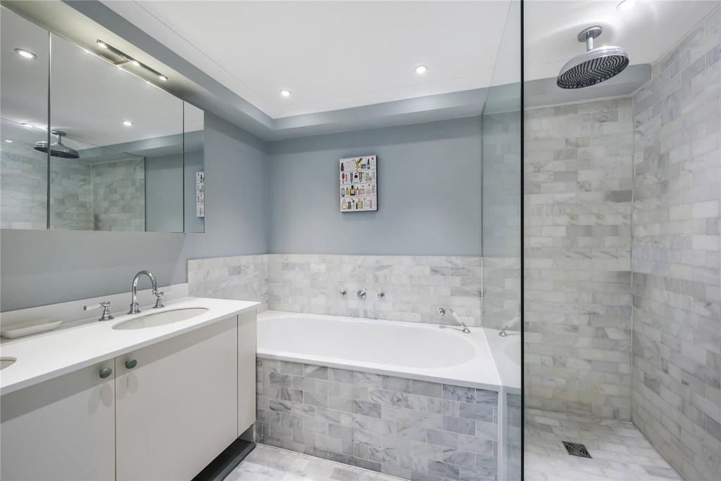 Master Ensuite