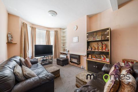 42 Graham Road, London, N15 3NL