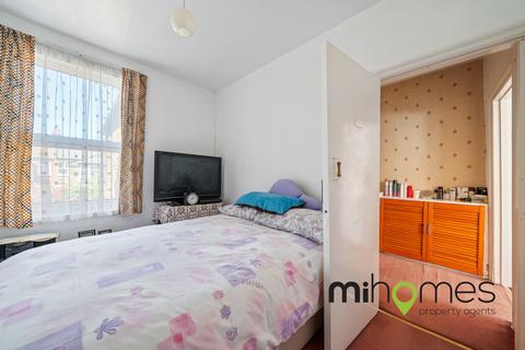 42 Graham Road, London, N15 3NL
