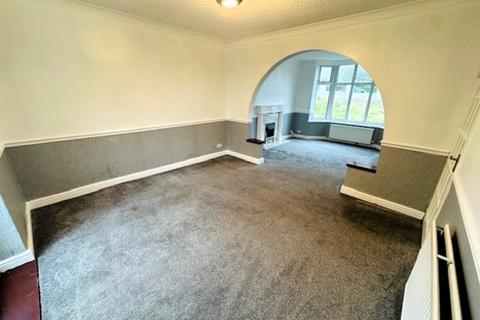 4 bedroom detached house to rent, Ainsworth Avenue, Horwich, Bolton