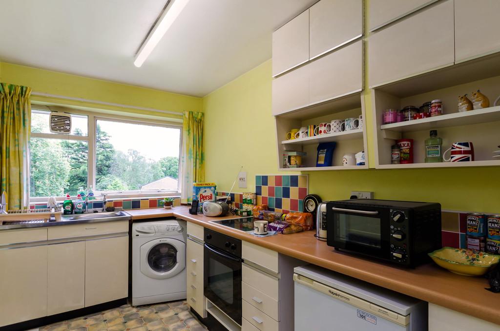 Aldersyde Court, Tadcaster Road, York 2 bed apartment £165,000