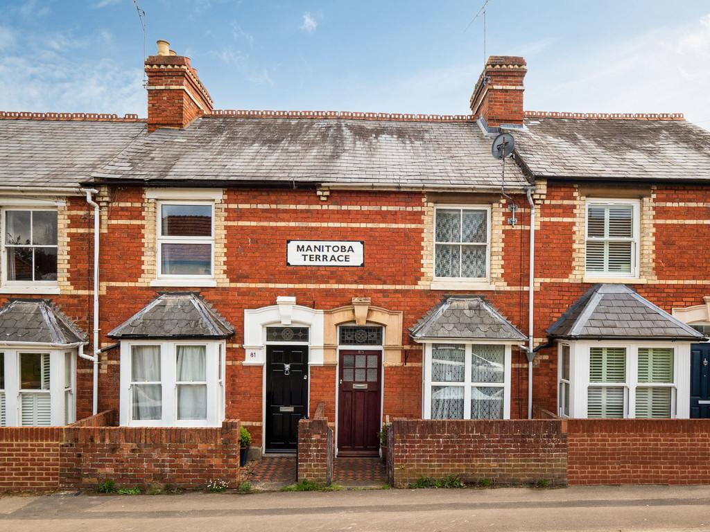 Harpsden Road, HenleyonThames 2 bed terraced house £425,000