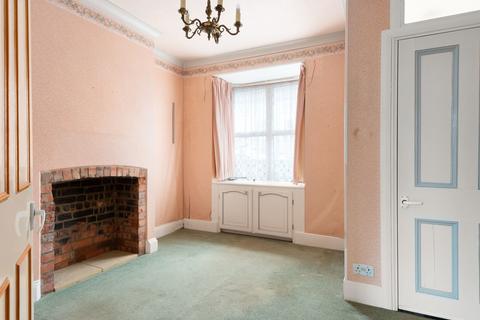83 Harpsden Road, Henley-on-thames, RG9 1ED