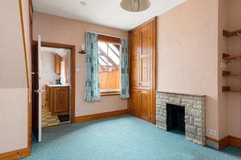 83 Harpsden Road, Henley-on-thames, RG9 1ED