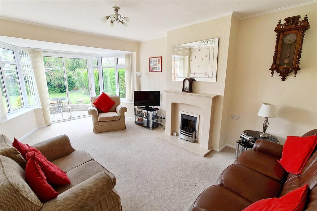 Holmes Lane, Rustington, West Sussex 3 bed bungalow £425,000