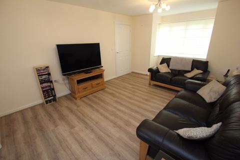 2 Farndon Close, Redditch, B97 6RT
