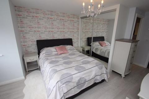 2 Farndon Close, Redditch, B97 6RT