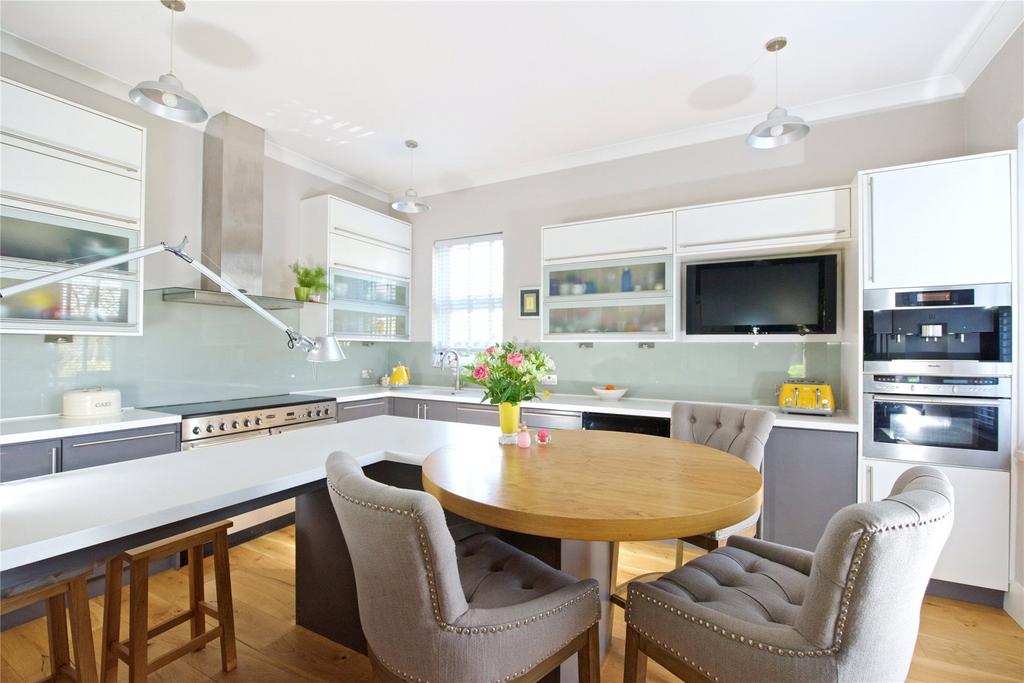 Kitchen/Breakfast