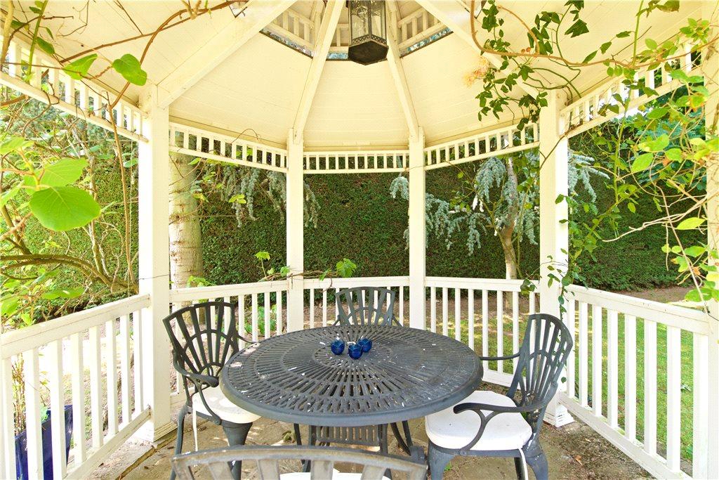 Gazebo Seating