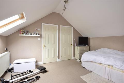 24 Barton Hill Drive, Minster On Sea, Sheerness, ME12 3NE