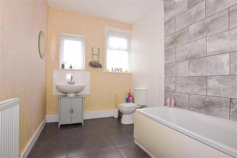 24 Barton Hill Drive, Minster On Sea, Sheerness, ME12 3NE