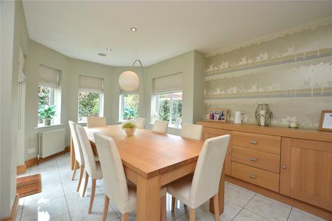 16 Strickland Crescent, Leeds, LS17 8JZ