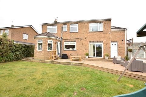 16 Strickland Crescent, Leeds, LS17 8JZ