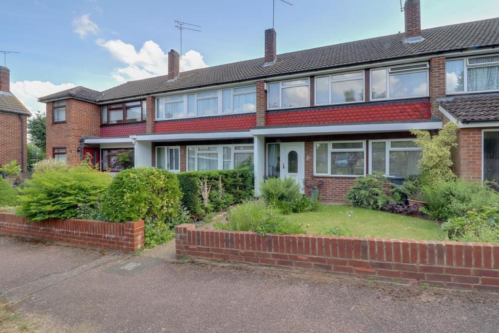 Roselands Avenue, Hoddesdon, EN11 3 bed terraced house £440,000
