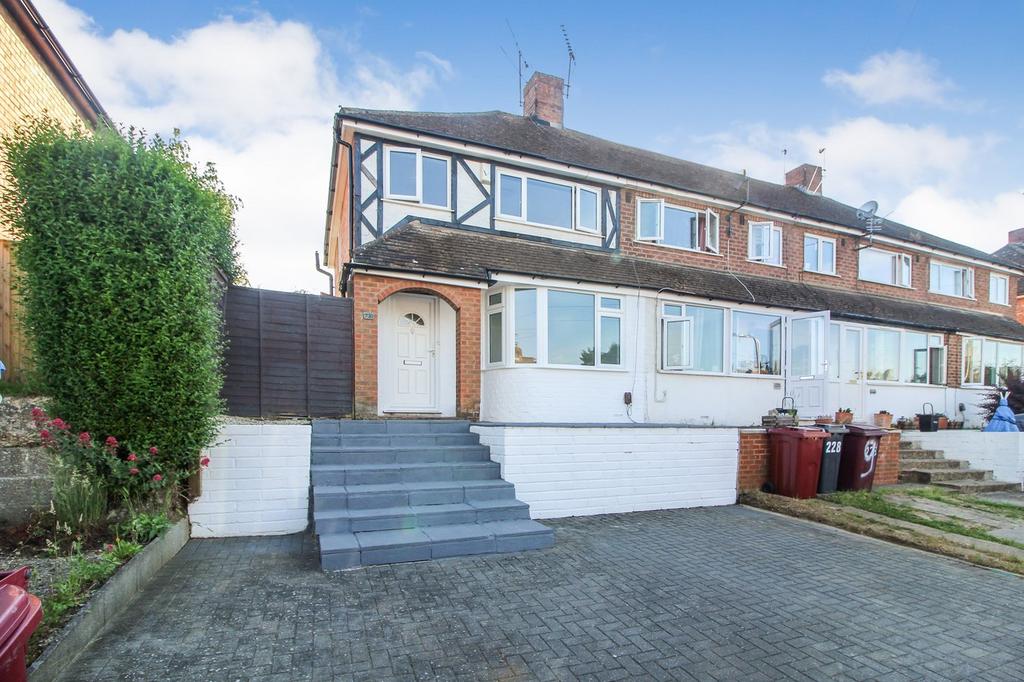 Thirlmere Avenue, Tilehurst, Reading... 3 bed end of terrace house for