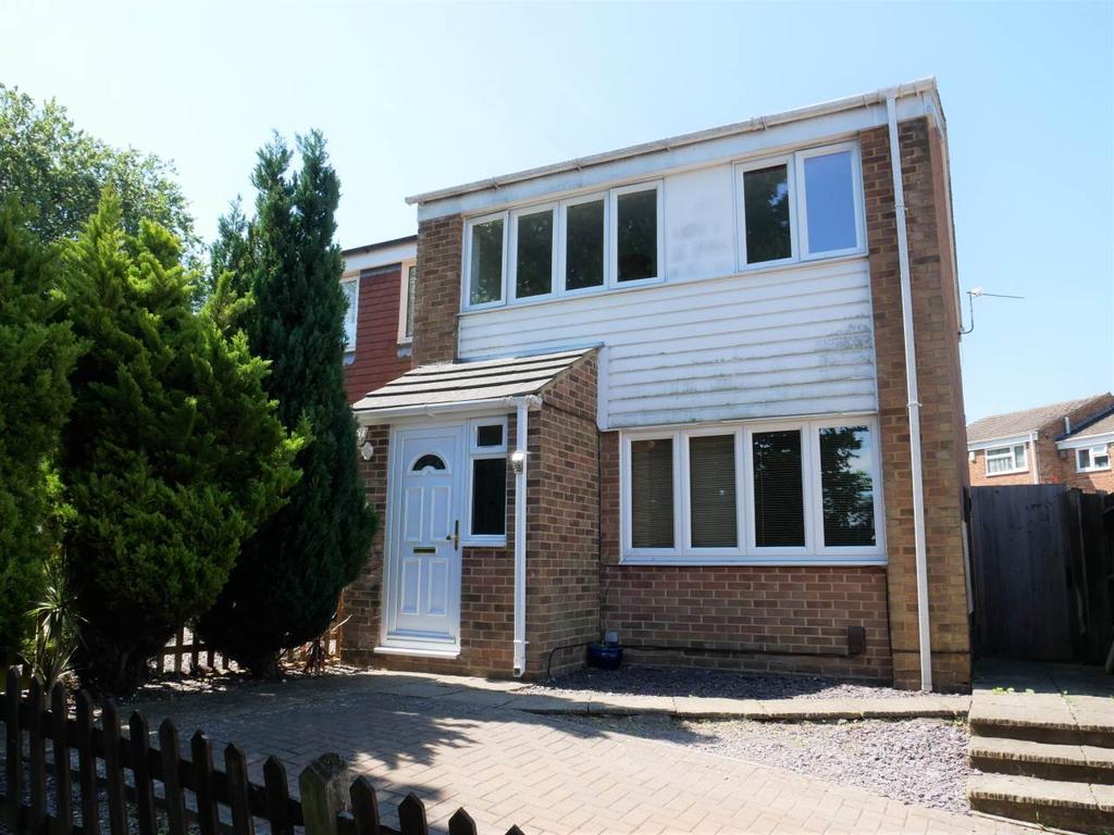 Fir Tree Grove, Chatham, Kent 3 bed end of terrace house £1,100 pcm