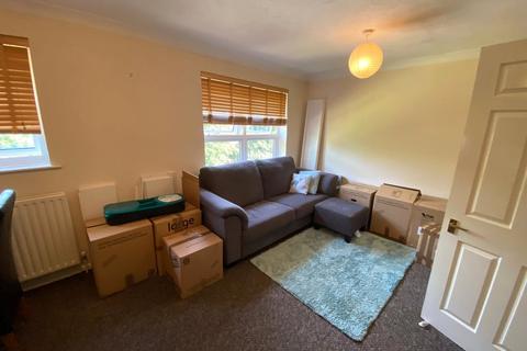 2 bedroom apartment to rent, Warren Down, Bracknell, Berkshire, RG42