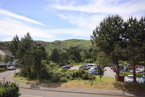 4 Beacons Way, Conwy, LL32 8GN