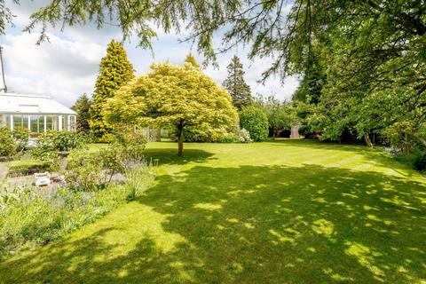 The Cottage Boot Lane, Dinton, Aylesbury, HP17 8UJ