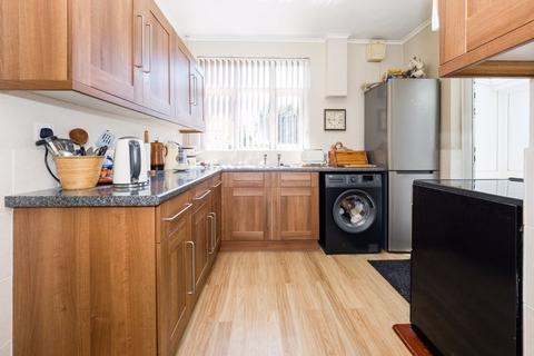 18 Millbrook Gardens, Gidea Park, Romford, RM2 5RP