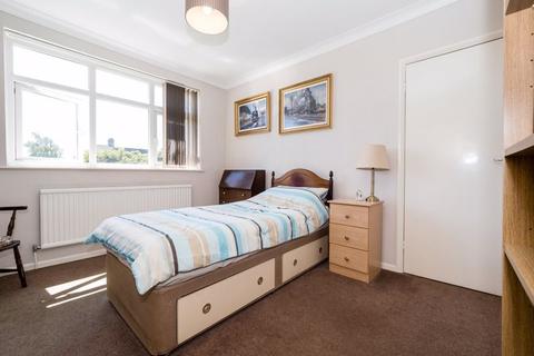 18 Millbrook Gardens, Gidea Park, Romford, RM2 5RP