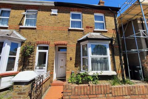 6 New Road, Bedfont, Feltham, TW14 8HN