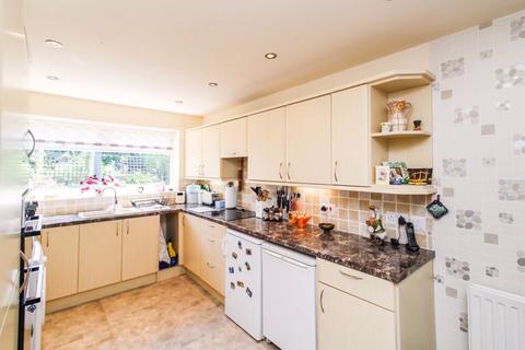 43 Park Road, Werrington, Stoke-on-trent, ST9 0EB