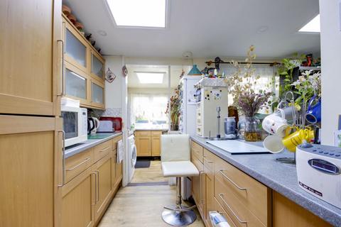 3 bedroom terraced house for sale, Nightingale Road, Edmonton, N9