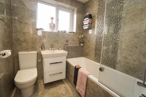 6 Cranleigh Close, Blackrod, Bolton, BL6 5TP