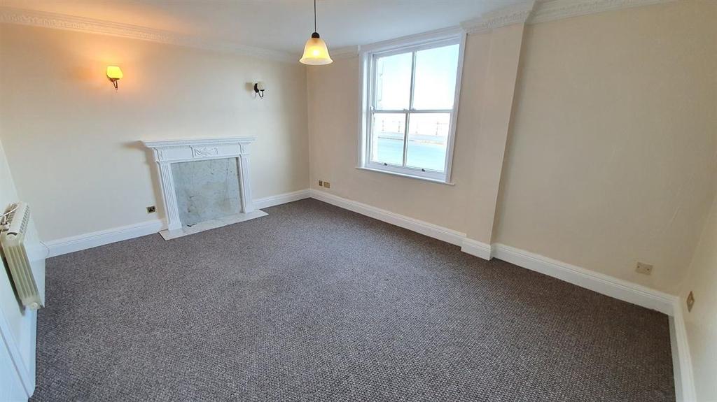 Prince Of Wales Apartments 1 bed flat £495 pcm (£114 pw)