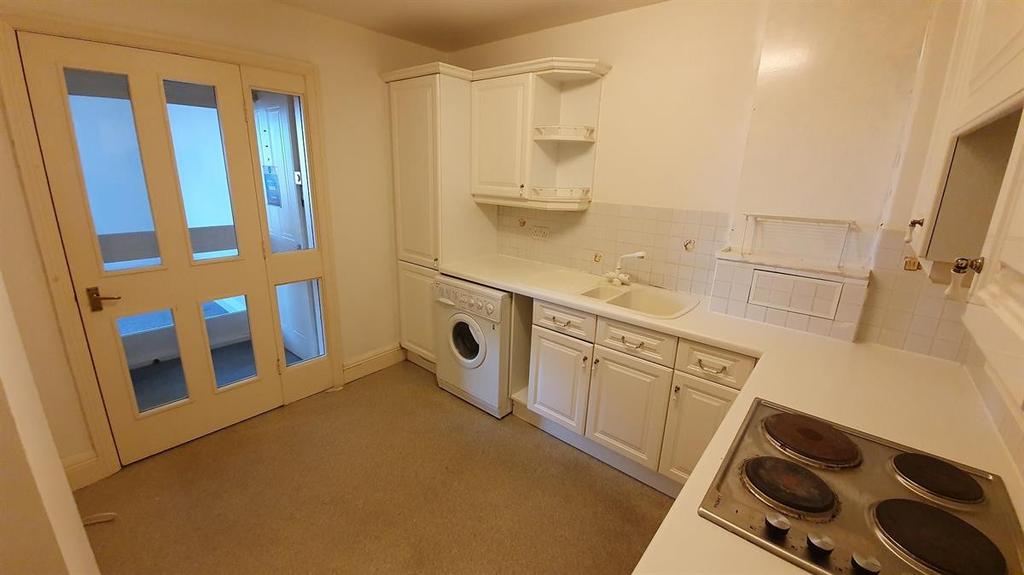 Prince Of Wales Apartments 1 bed flat £495 pcm (£114 pw)