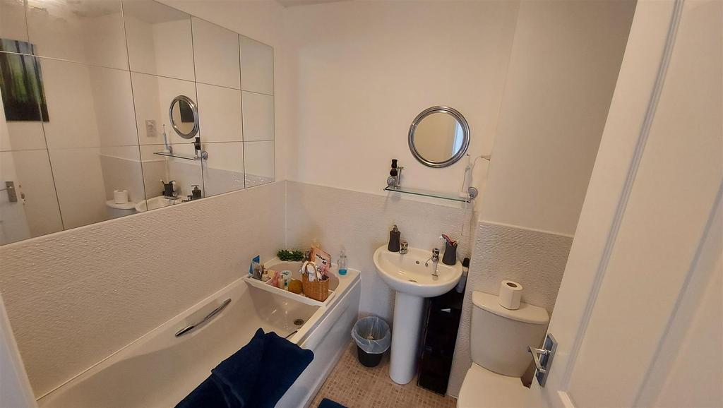Bathroom W.C.