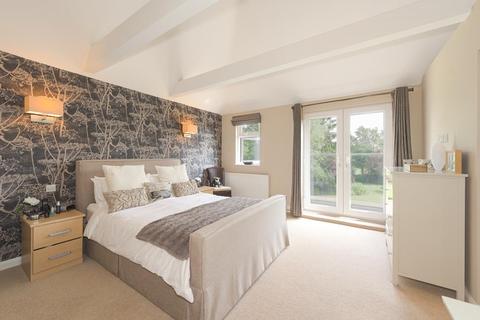20 Wallace Fields, Epsom, KT17 3AT