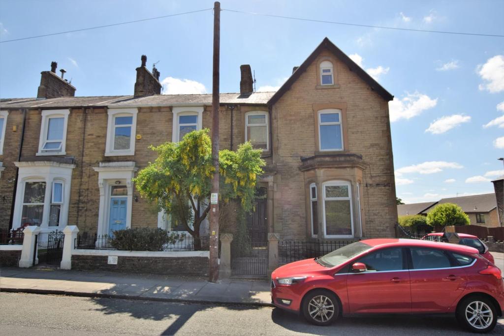 St. Matthew Street, Burnley 4 bed terraced house £675 pcm (£156 pw)